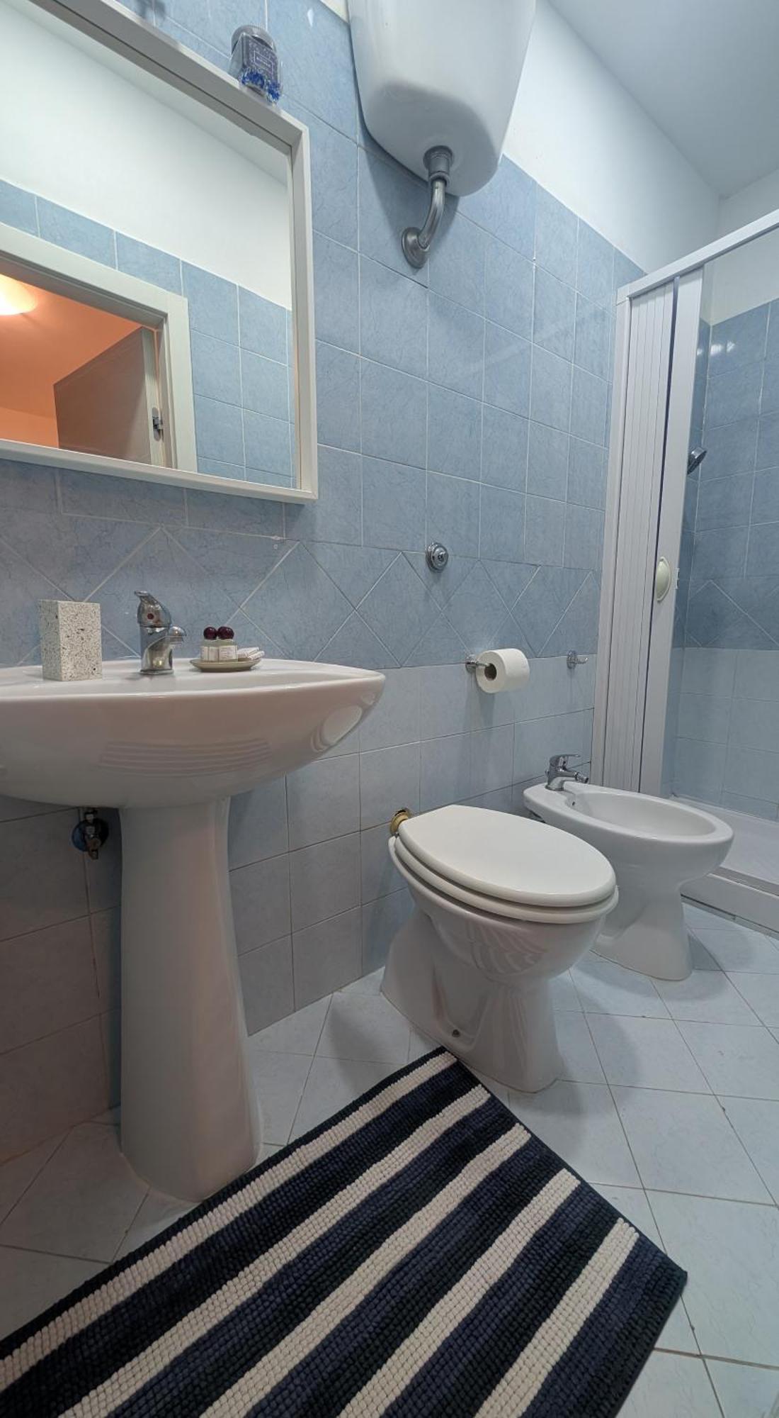 Era De Maggio Apartment Наполи Стая снимка